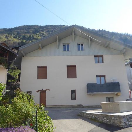 Appartement 75M2 Duplex Au Coeur Du Village De Queige Luaran gambar